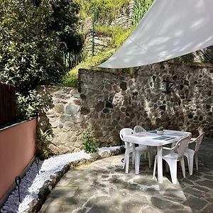 Terrace & Parking - Holiday Home Near Fegina Beach Apartment